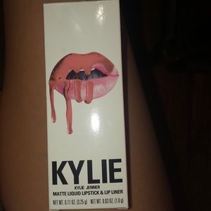 Kylie Lip Kit - Dirty Peach